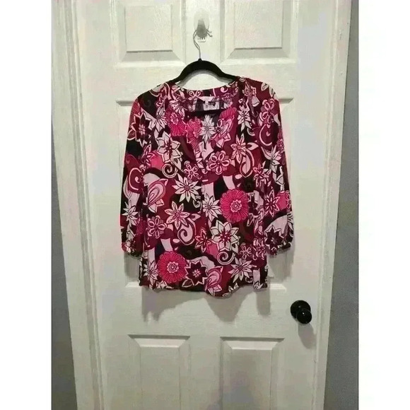 Crown & Ivy Size Large Navy/Pink/Ivory Split Neck Peasant Top‎ - $65.50 msrp - Picture 1 of 7